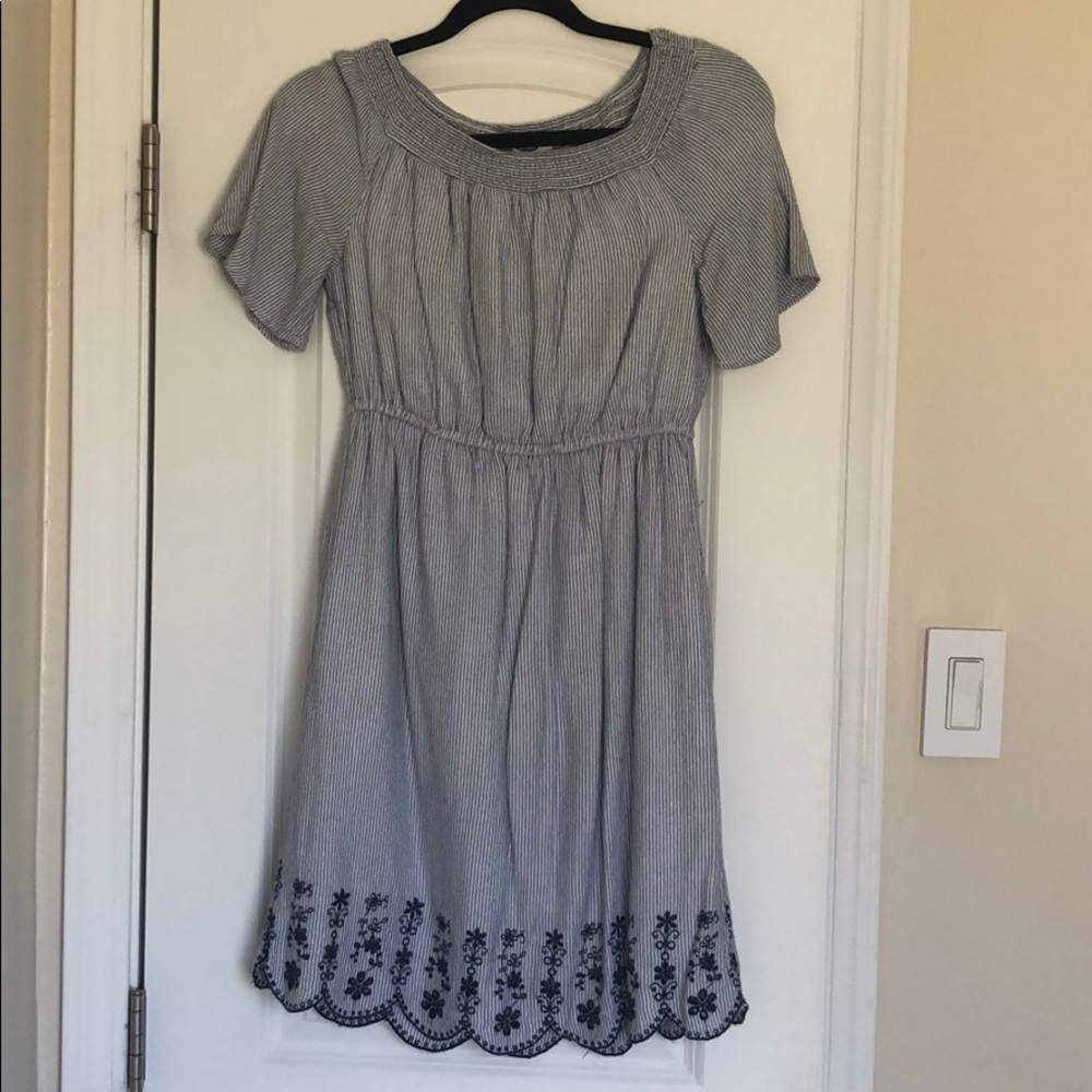 Girl’s Dress